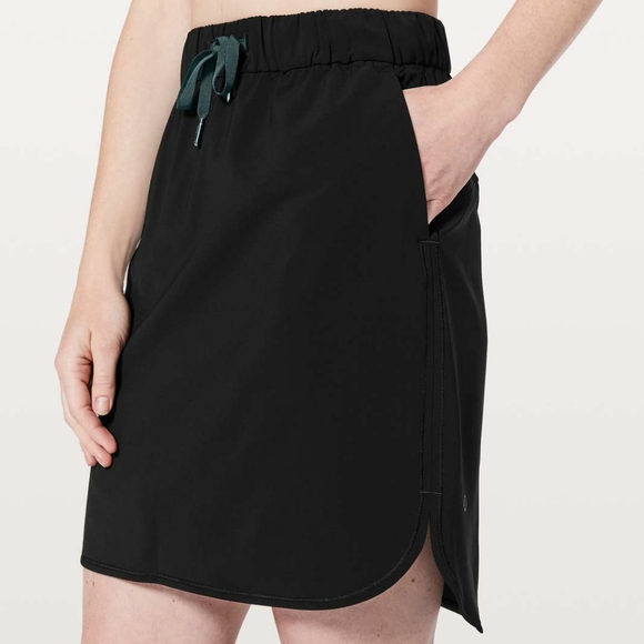 lululemon athletica Dresses & Skirts - Last Chance! On The fly Lululemon skirt